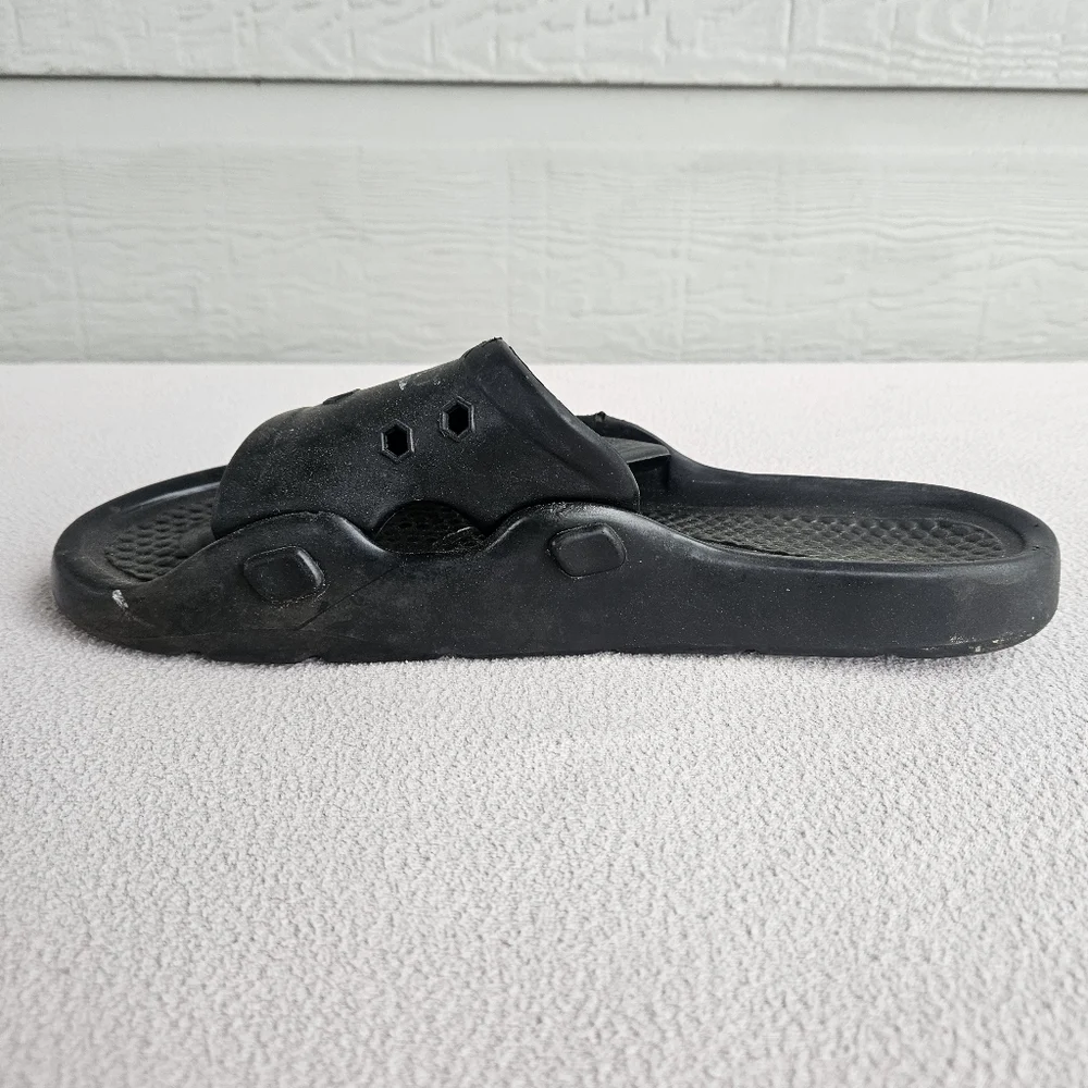 Speedo Slides Sandals Men SZ 11 Black Slip-On Rubber Waterproof Quick Dry